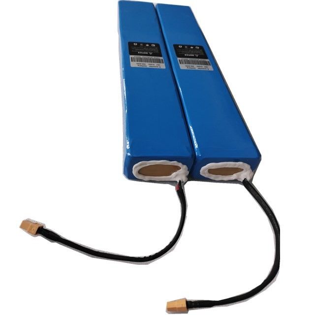 Pacote de bateria de iões de lítio personalizado 18650 13s3p 48 Volt 9,6ah Bateria de scooter elétrico Pacote de bateria 3200mAh Célula