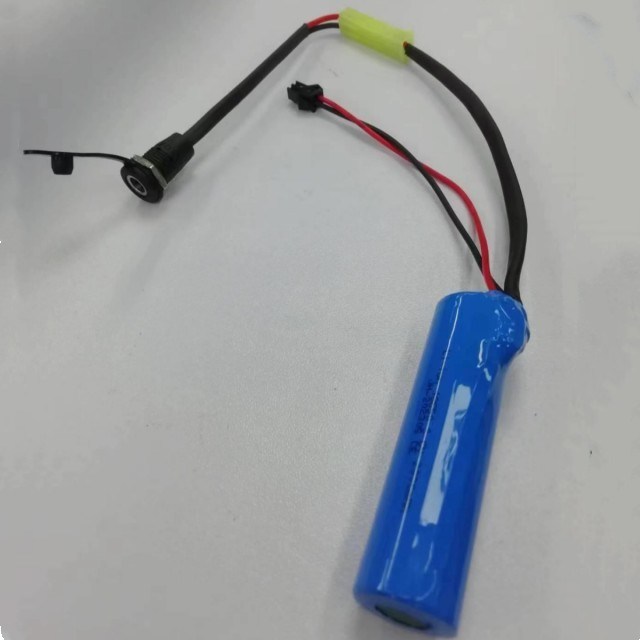 Bateria de bomba de água SM-2P 18650 1s 3,7v 2000mAh com plugue de carregamento DC5521