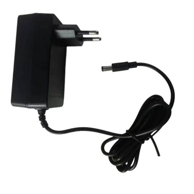 CE 12.6 V 2A Carregador EU Plug DC5521 Conector de barril Para uso em baterias de 12 V