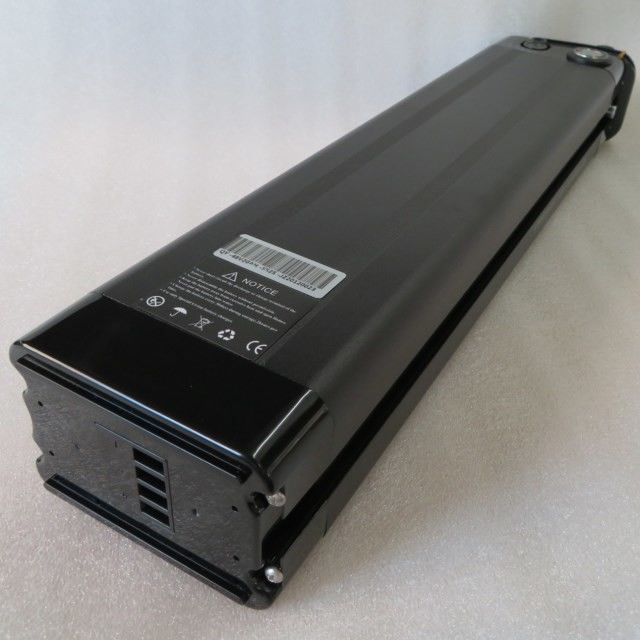 48V 20Ah Silver Fish Style E Bike Battery Pack com 13S8P 104pcs Células 515mm comprimento